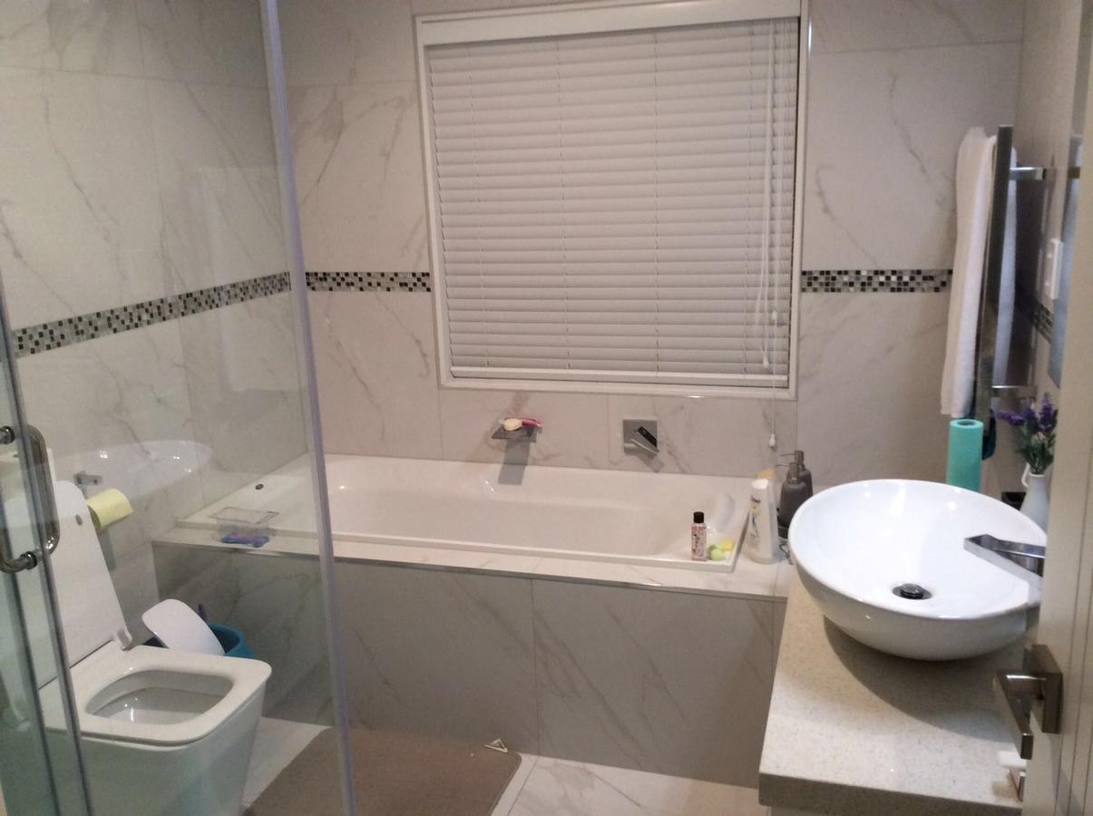 Brand New Bedroom In Karaka オークランド エクステリア 写真