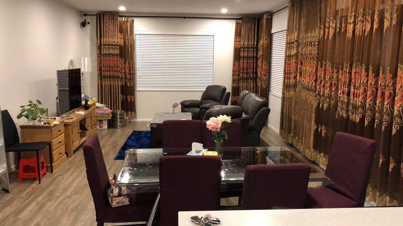 Brand New Bedroom In Karaka オークランド エクステリア 写真
